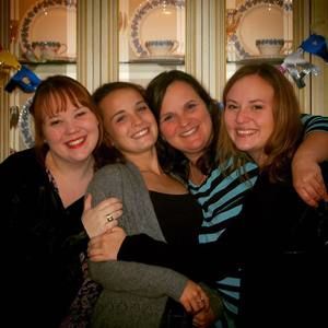 Meet your Posher, Suzanne